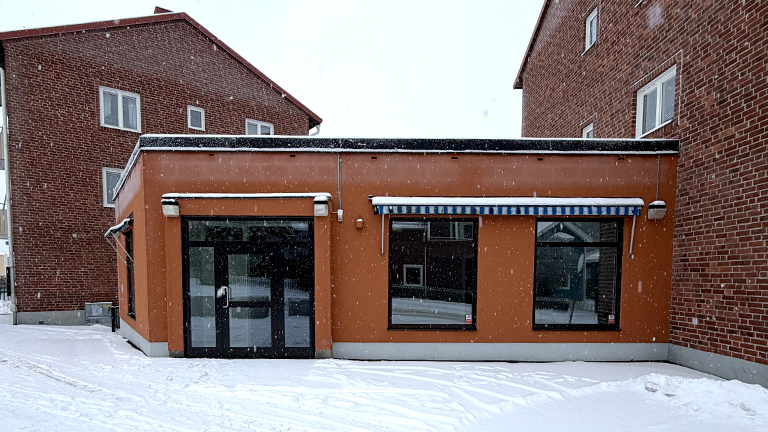 Lokalen i korsningen Sveavägen-Sallyhillsvägen ligger i ett mysigt gårdshus. Foto.